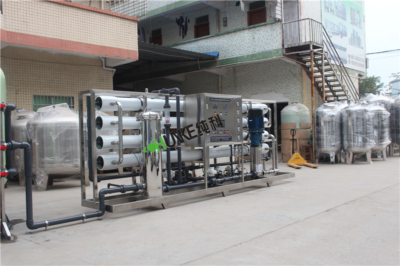 Brackish Bitter Water Desalination Machine 15T Per Hour CE,ISO Certification