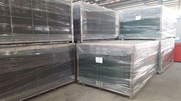 Horizontal Wire 868 Mesh Fence Powder Plating For Garden Separate Fencing
