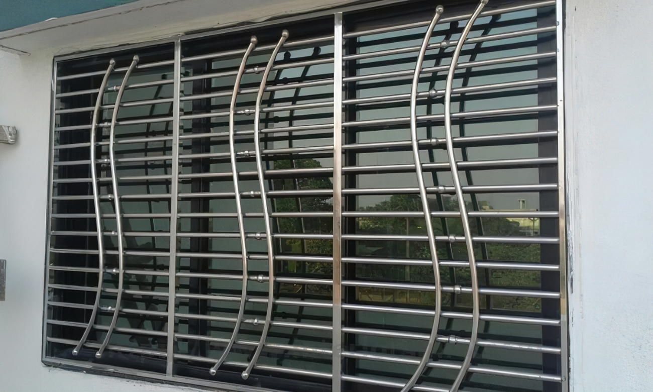 2507 2205 Duplex Stainless Steel Tubing 2B BA Surface 0.1-50mm Thickness