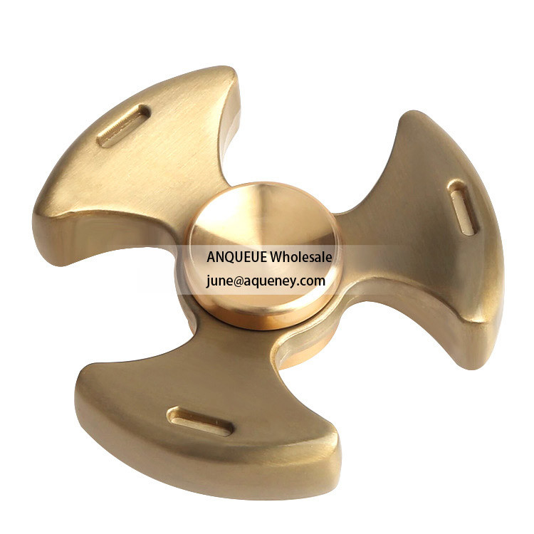 Factory directly Selling Fast Delivery Finger Toy Fidget Spinner Hand Spinner With high Quality
