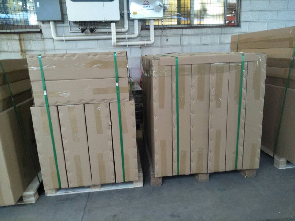 Customize Voltage DC24V 48V Poly Solar Panel 200W 300 400 Watt Solar Panel