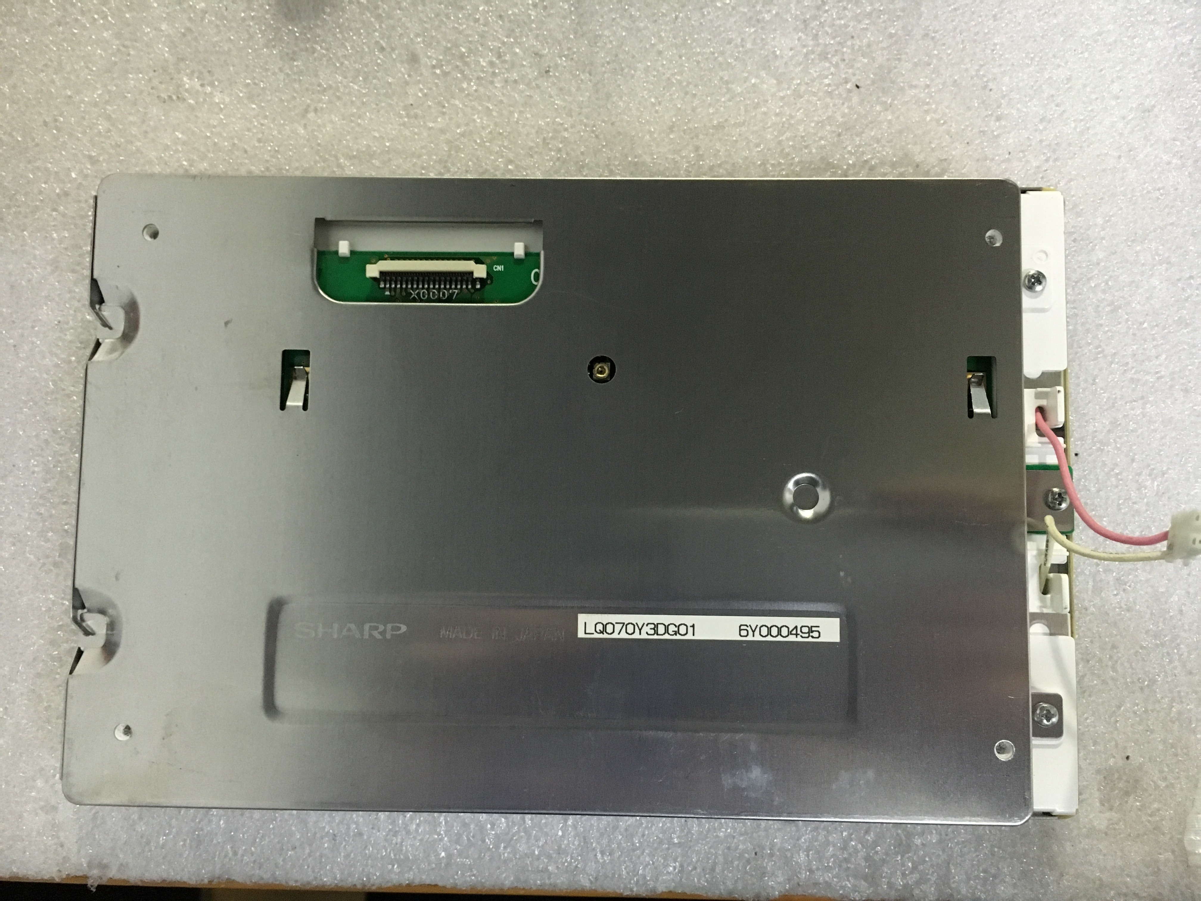 7" LCM 800×480RGB 380cd/m² LQ070Y3DG01 Sharp TFT LCD Display