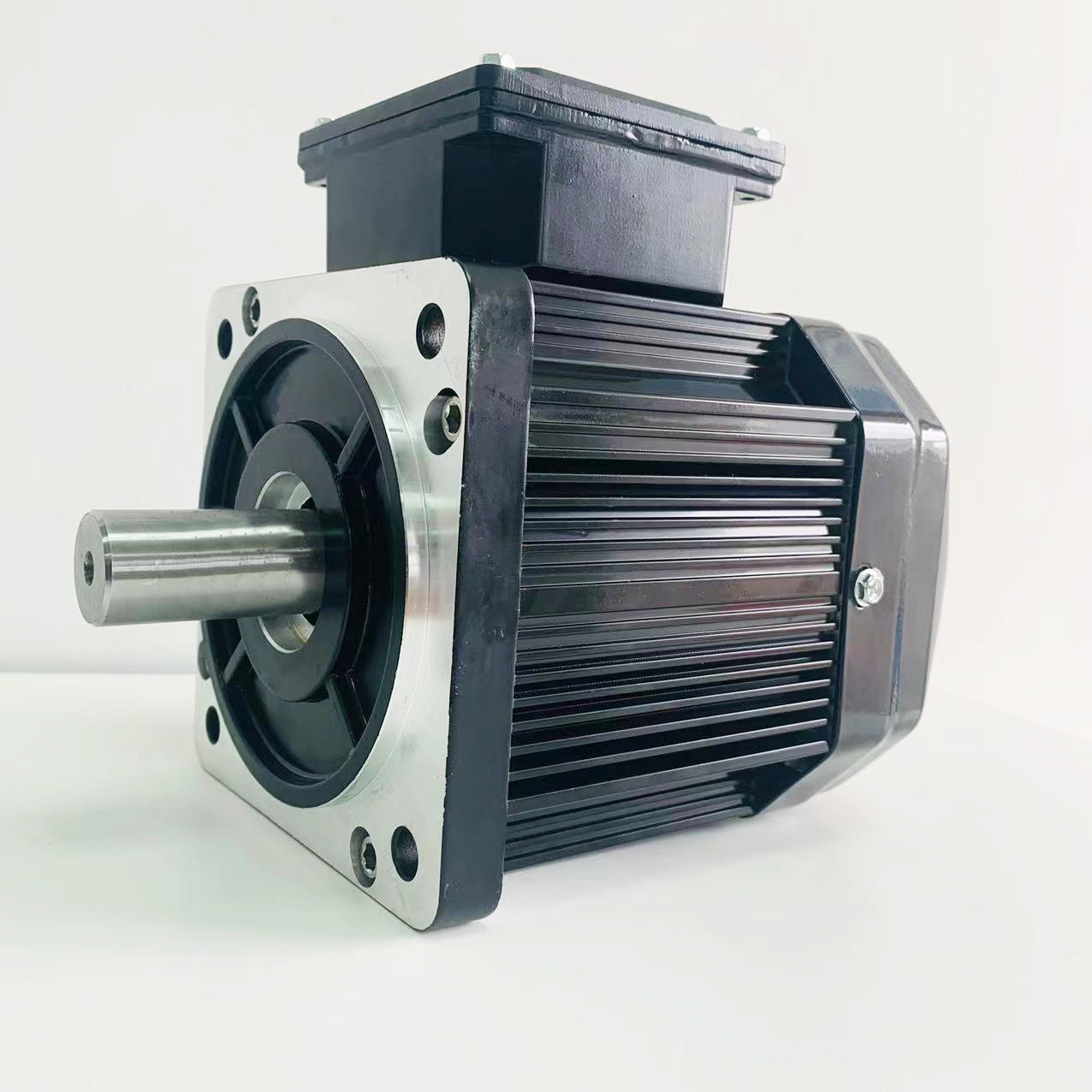 High Torque Permanent Magnet Motor 55kw PM Synchronous Motor Low Speed