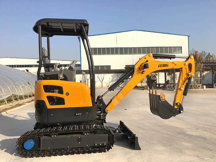 japanese engine 2ton 2.5ton New CE 2000kg Small Mini Excavator with optional attachments