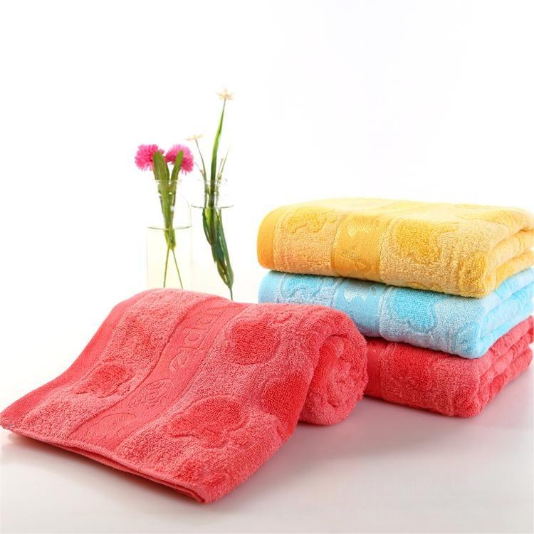 Achieve Maximum Absorbency with Our Jacquard Pattern Wood Fiber Dark Adult Large Towel