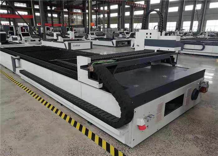 Open Worktable Design Fiber Laser Cutting Machine Good Processing Flexibility