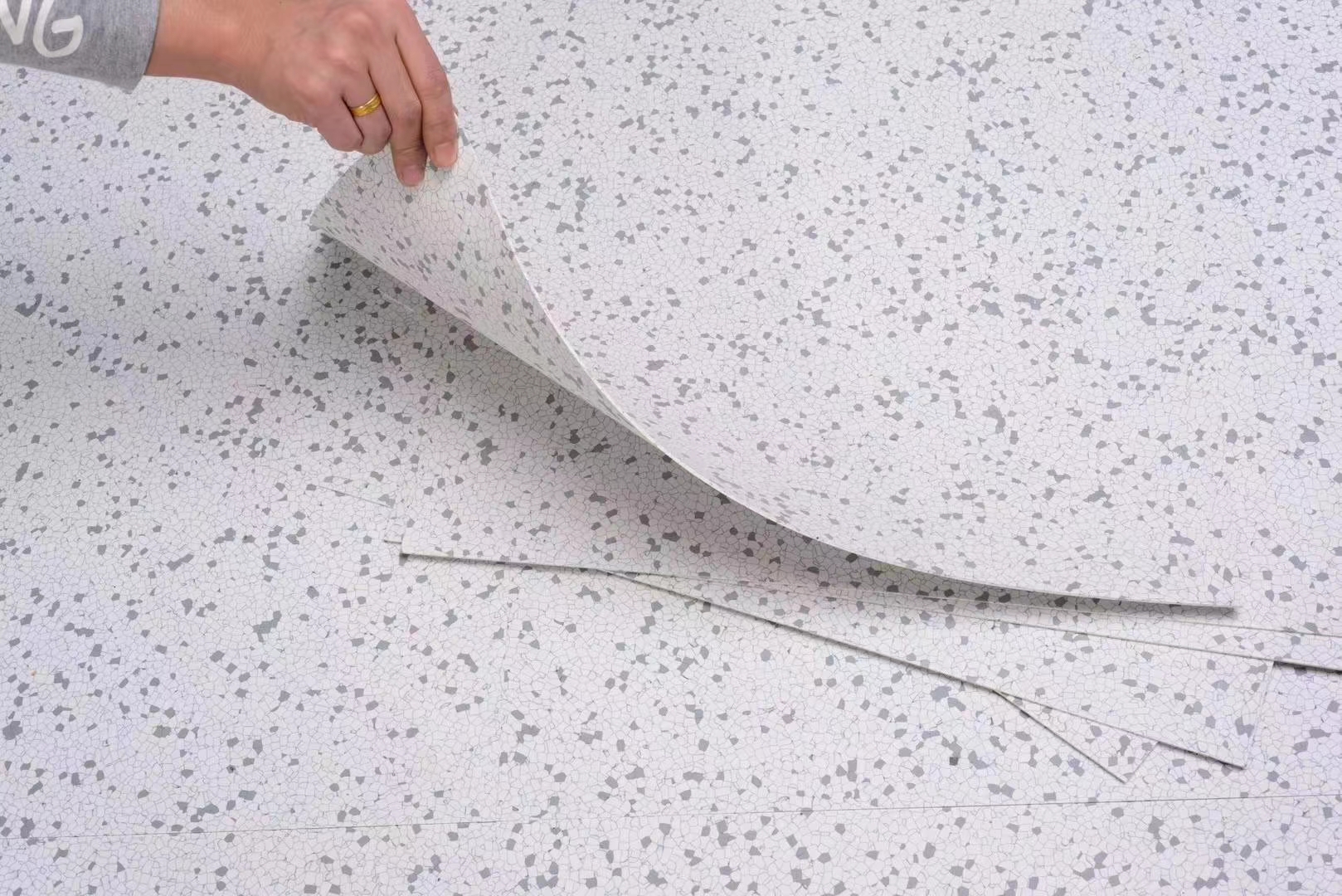 600x600mm Anti Static PVC Flooring Anti Slip Vinyl PVC Flooring