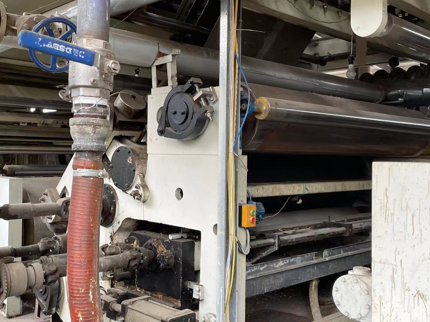 Double Layer 25kw Carton Gluing Machine Corrugated Paperboard Production 300m/Min