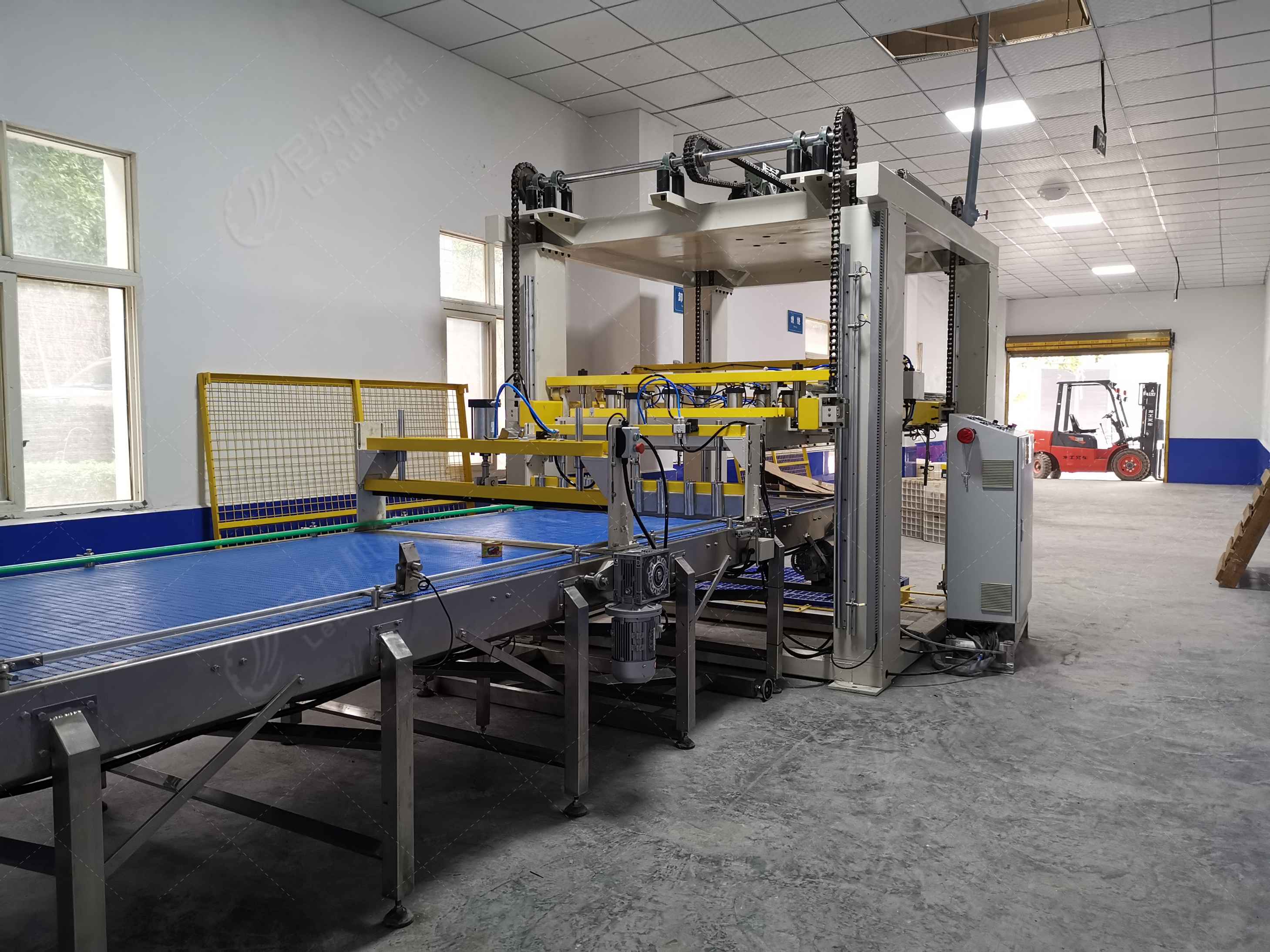 Glass Bottle Canned Food Vacuum Screw Capping Machine 380V