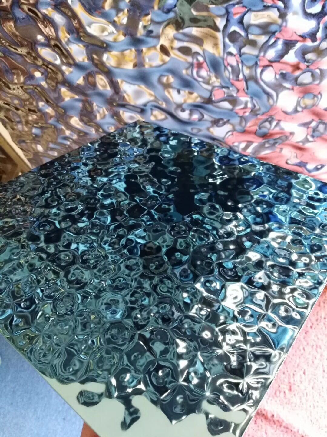 China Ripple Pattern Mirrors Manufacturers Stainless Steel Sheets Factory In Foshan