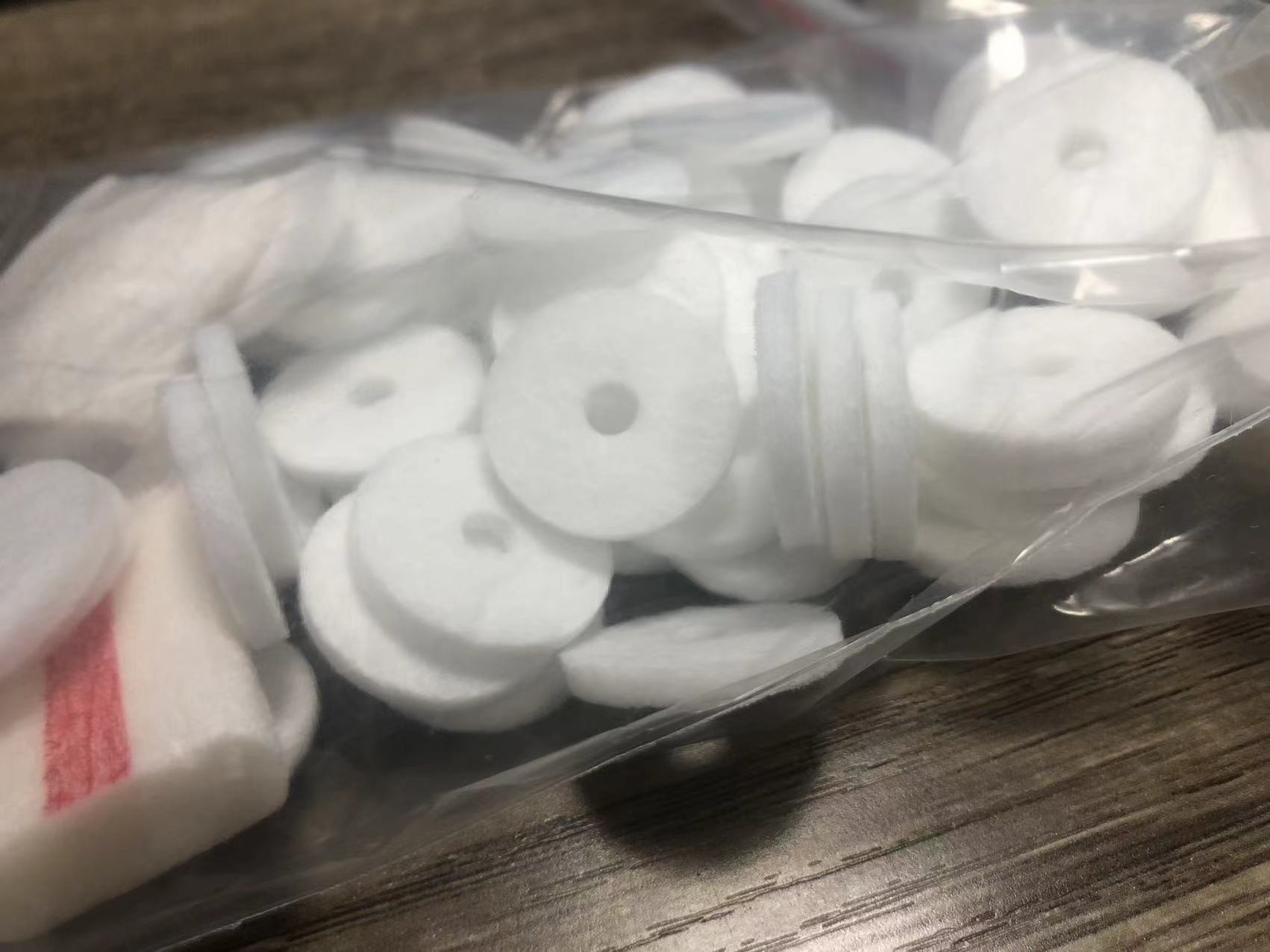 Needle Felt Cotton Pulp White Circular Absorbent Filter Element For Respiratory Filter