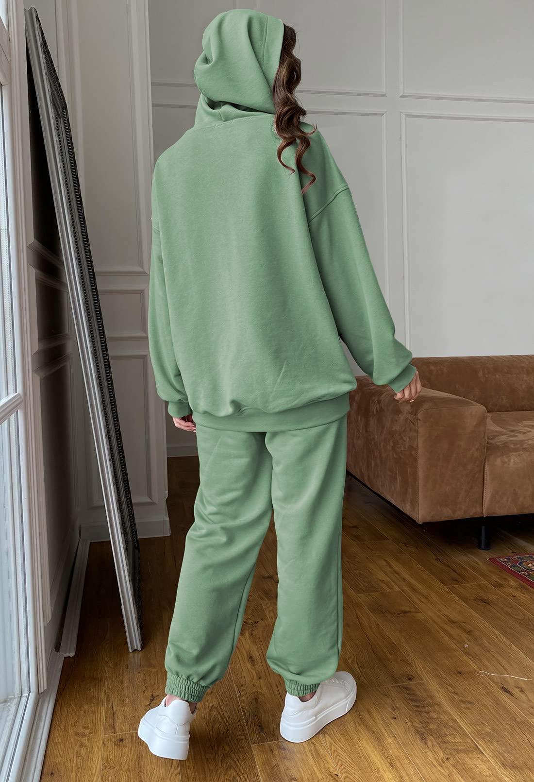 Customized Womens Sweat Suits Plain Blank Hoodie and Sweatpants Set for Autumn Season