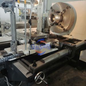 QK1327X1500 CNC Pipe Threading Lathe 280mm Spindle Bore
