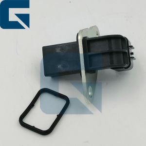 8-94390858-1 894390858 Engine 4HK1T Connector