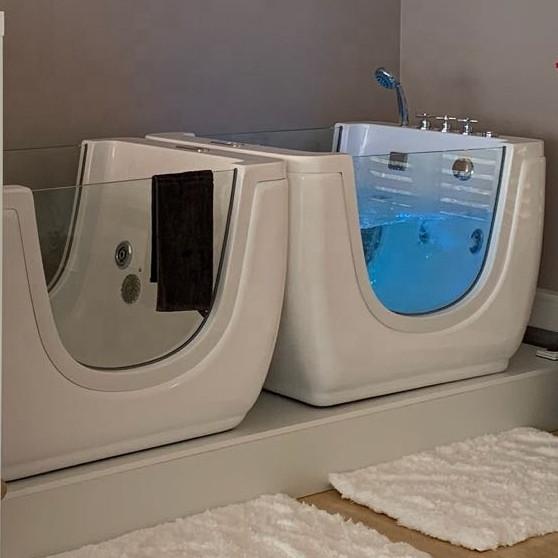 Baby Spa Center Use Freestanding Small Size Acrylic Swimming Massage Bubble Baby