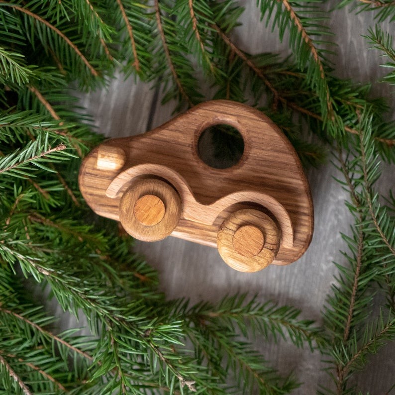 OEM ODM Handmade Wooden Toys Cars For Toddlers With Smooth Edges