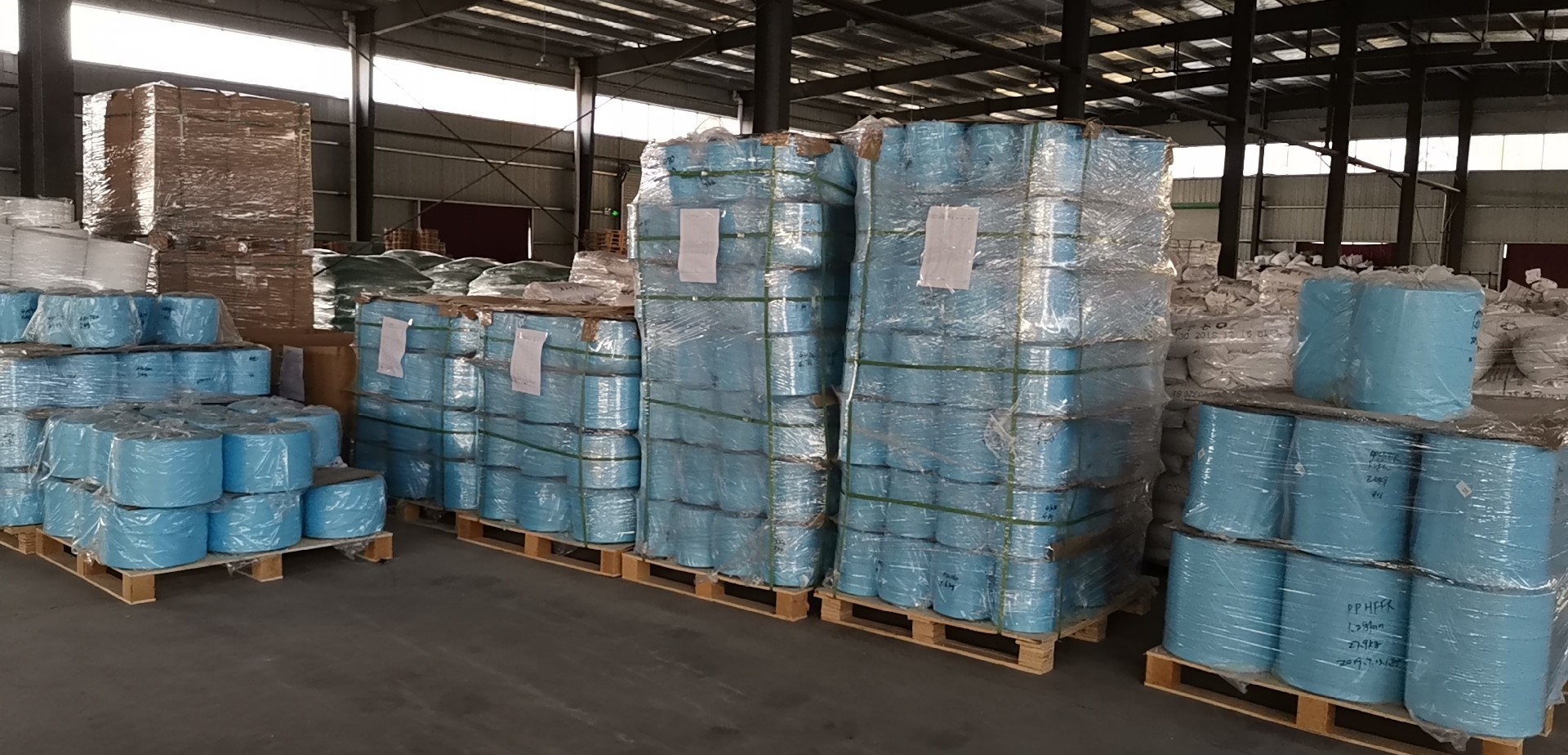 Low Smoke Zero Halogen Free LSZH FR Flame Retardant PP Polypropylene Filler Yarn Fibrillated Cable Filling PP Yarn