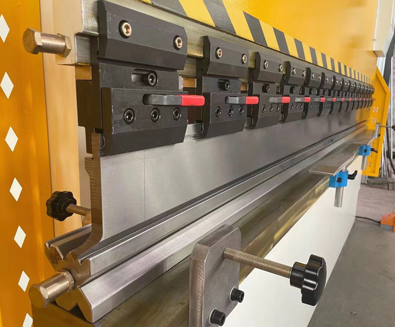 Estun E21 Controller Hydraulic Press Brakes Bending Folding Customized Color