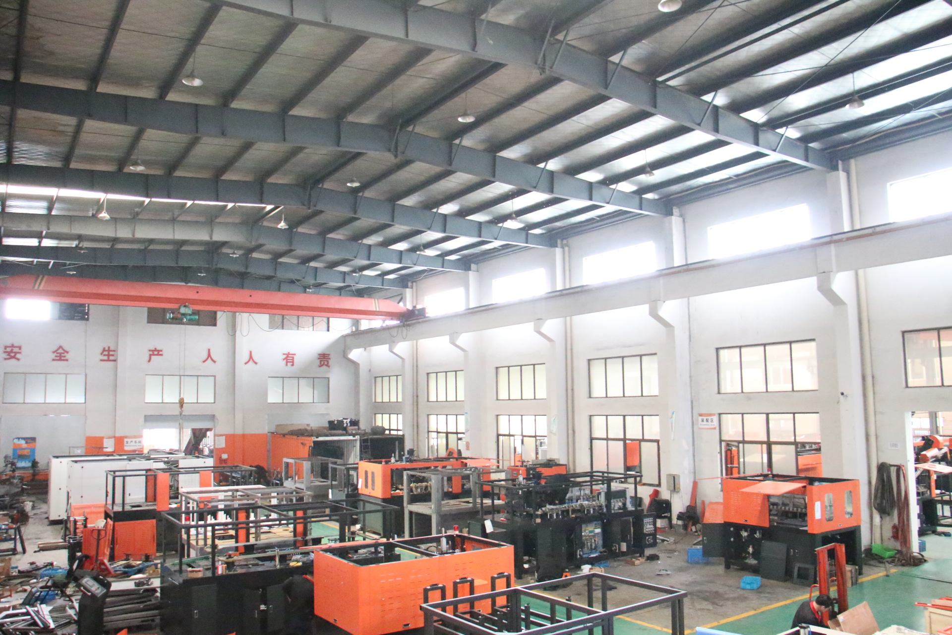 2000ml High Speed PET Stretch Blow Molding Machine 12000BPH