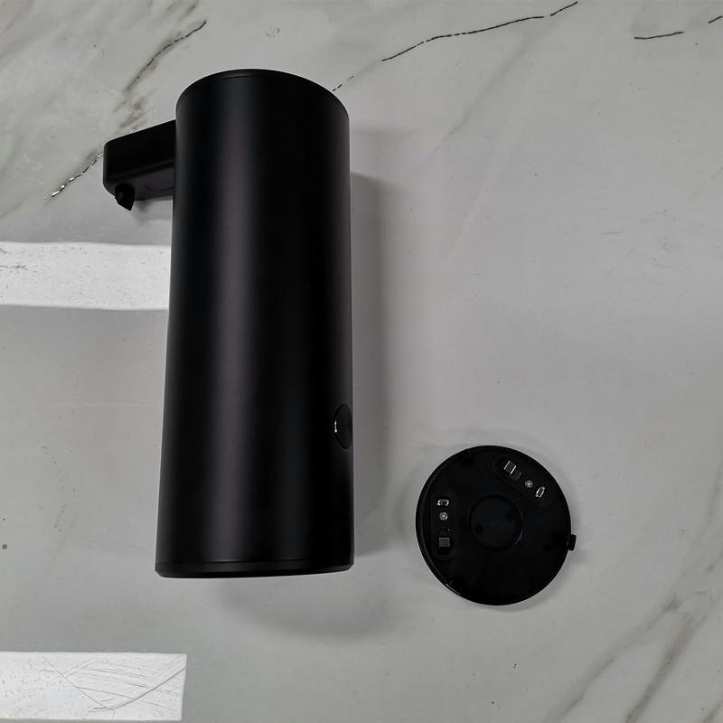 Black Color Sensor Liquid Soap Dispenser 270ML SUS304 Battery Operated