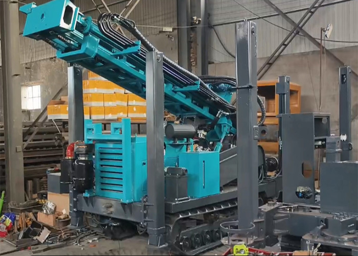 Africa ST260 Tire Type Drill Rig With Mud Pump / Air Compressor