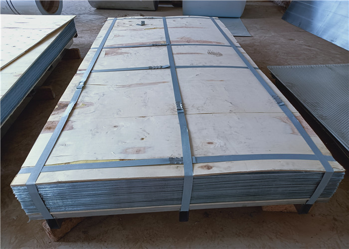 3mm Round Hole Staggered 60 Degree Perforated Sheet Metal 4x8