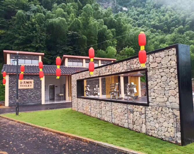 What sectors other than the military use explosion-proof walls? CS Zinc-plated military explosion-proof cage wall, buckle-type sandbag net explosion-proof barrier explosion-proof isola