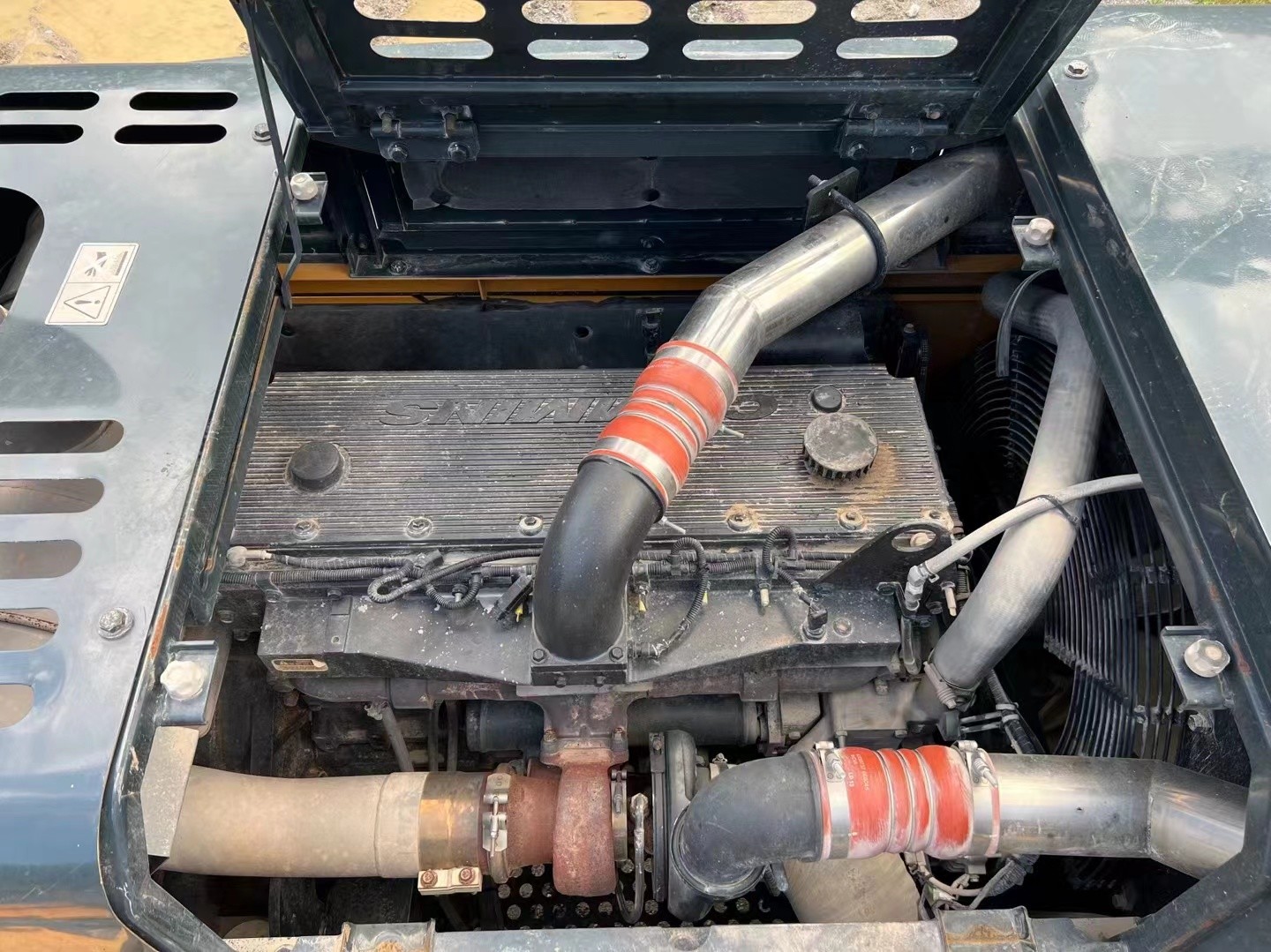 Used Hyundai 505LVS Hydraulic Excavators 299kw Rated Power High Efficiency