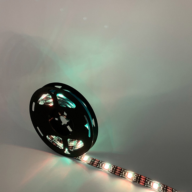 hot sale china12v 5m smd5050 waterproof ip65 rgb led strip lights with remote controller