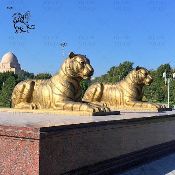 Bronze Lying Tiger Statues Metal Crafts Life Size Animal Sculpture Art Work