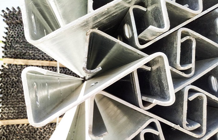 Highway Guardrail AASHTO M-180 Z Shape Posts with Durable Stainless Steel Material