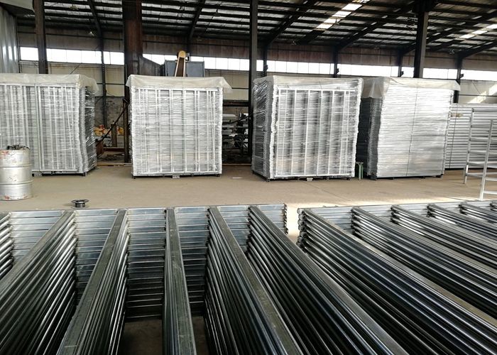 Iron CE Portable Horse Panels Livestock Panels Galvanized Cattle Sheet