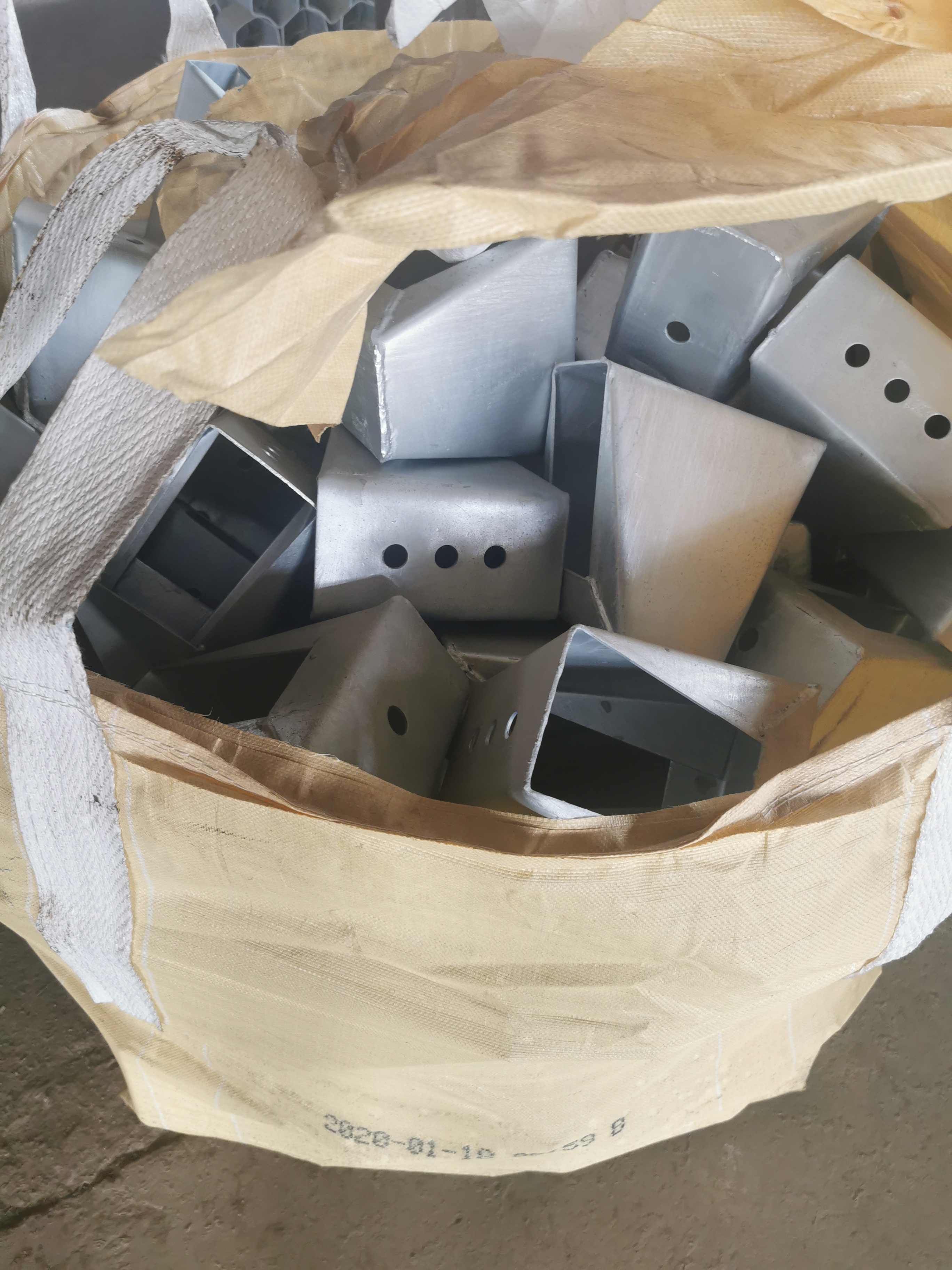 Hot Dip Zinc Coated Galvanized Steel Guardrail Spacer With ISO9001 2008 Certification