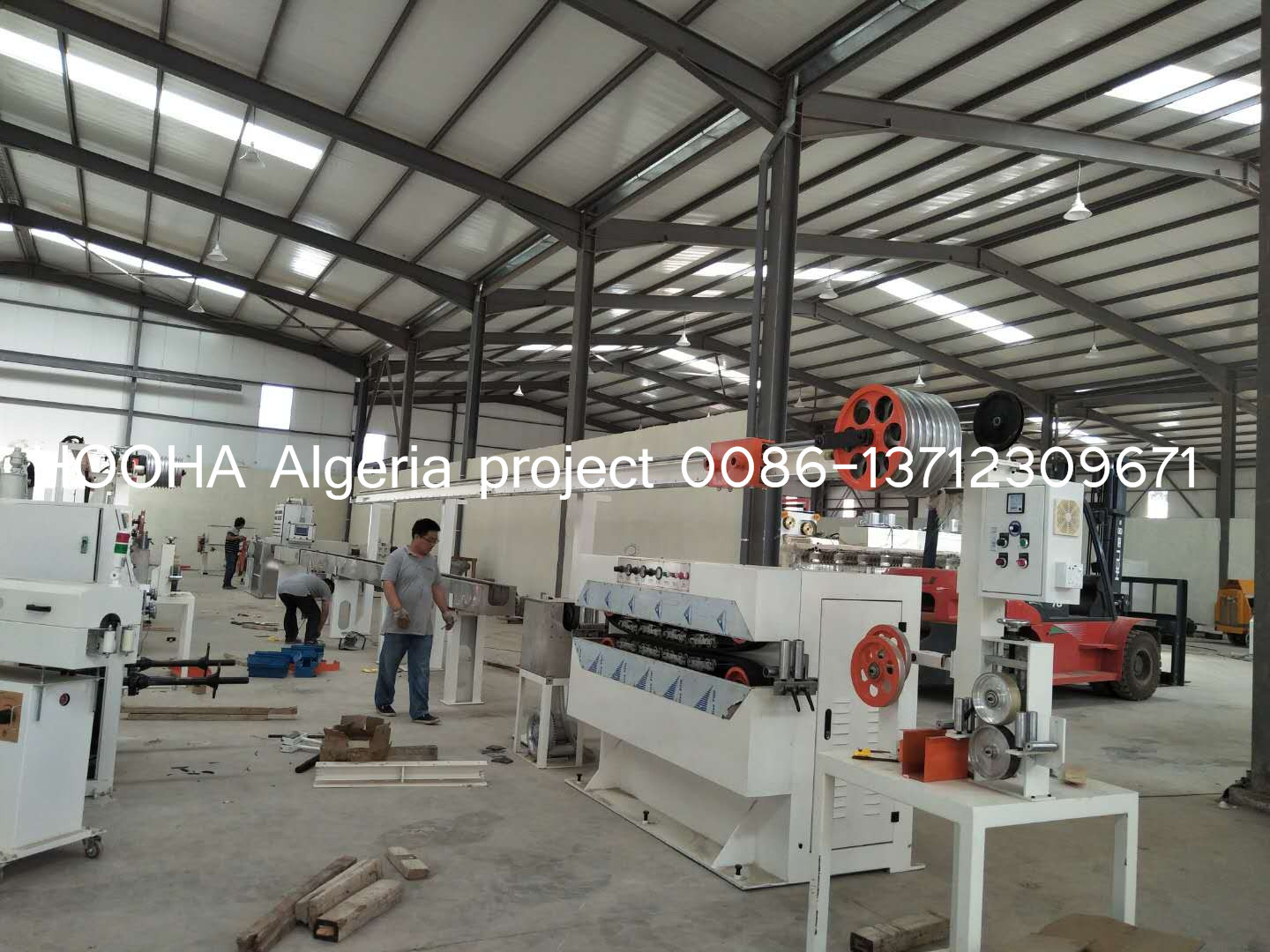 High Speed Pvc Insulation Wire Extrusion Machine For 90mm Multiple Cores Cable