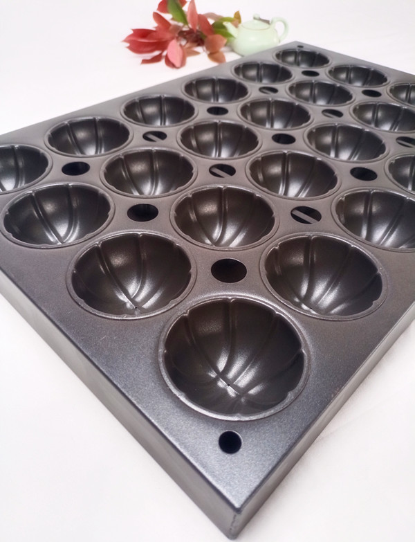 Customized Cookware 1.0mm Thickness Cake Baking Trays