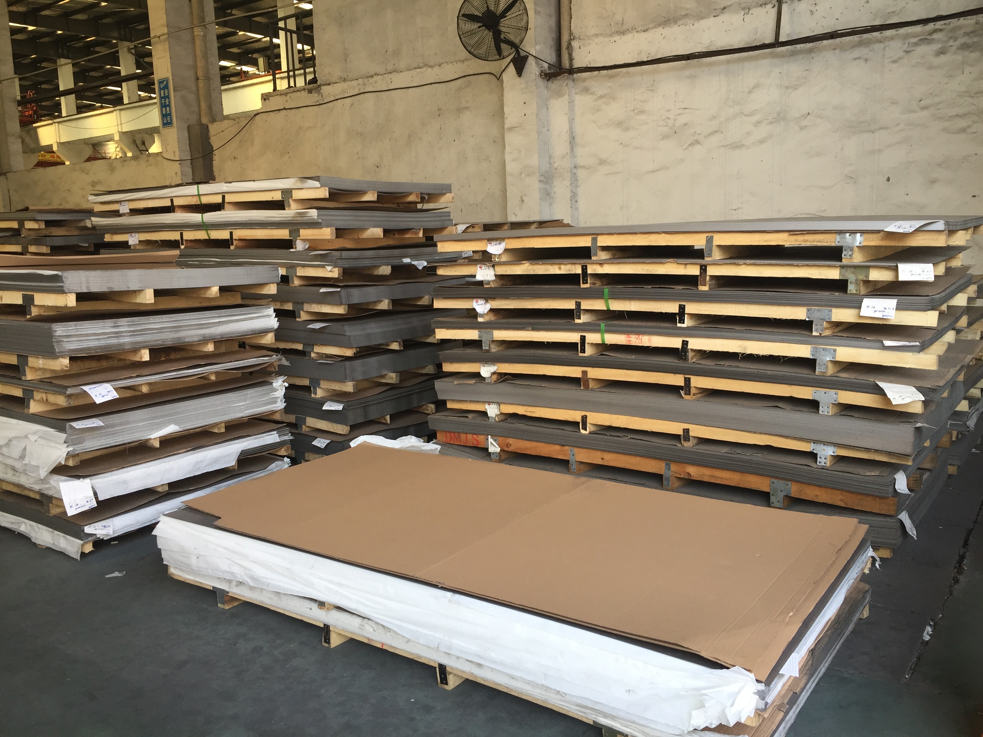 2205 2507 Hot Rolled Duplex Stainless Steel Plate NO.1 Surface 25*1500*6000mm Cutting