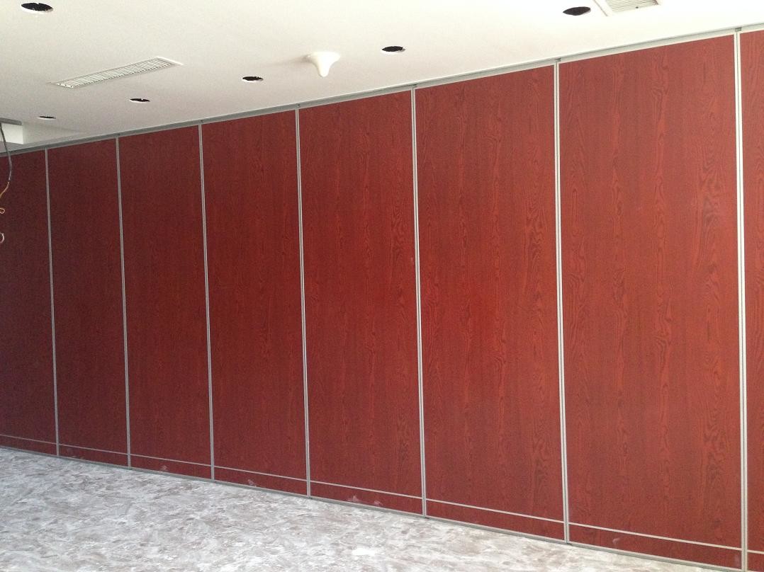 Acrylic Folding Sound Proof Partitions With Pass Through Door Access