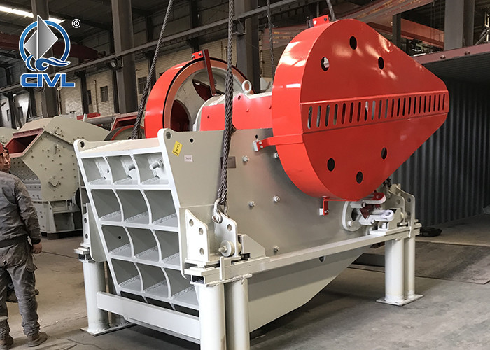 260t/h Heavy Construction Machinery 750x1060 Jaw Crusher 110kw Engine