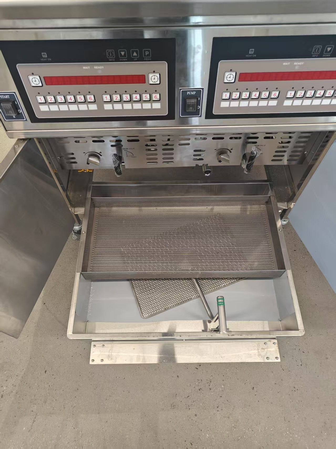 LPG Gas Natural gas Double Tanks Four Baskets Digital Panel gas Chips Open Fryer