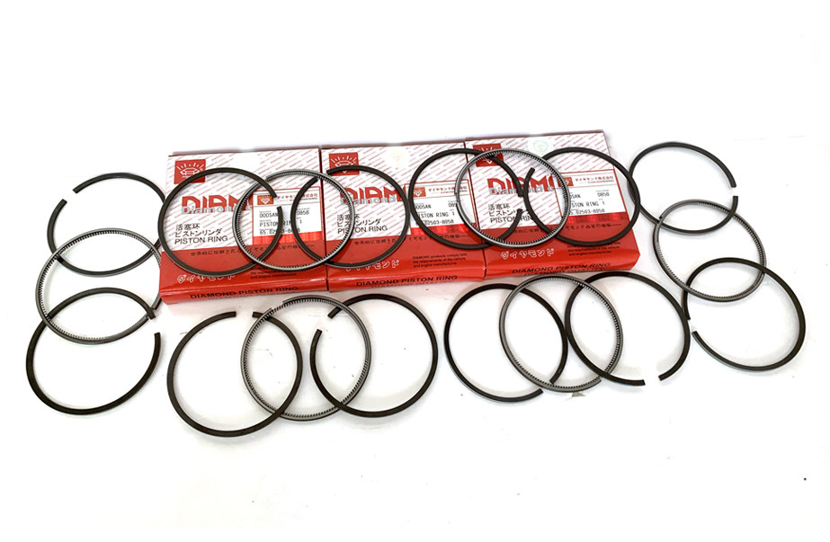 65.02503-8058 DB58-5 DH220-5 Engine Spare Parts Piston Ring For 65.02501-0280 Piston