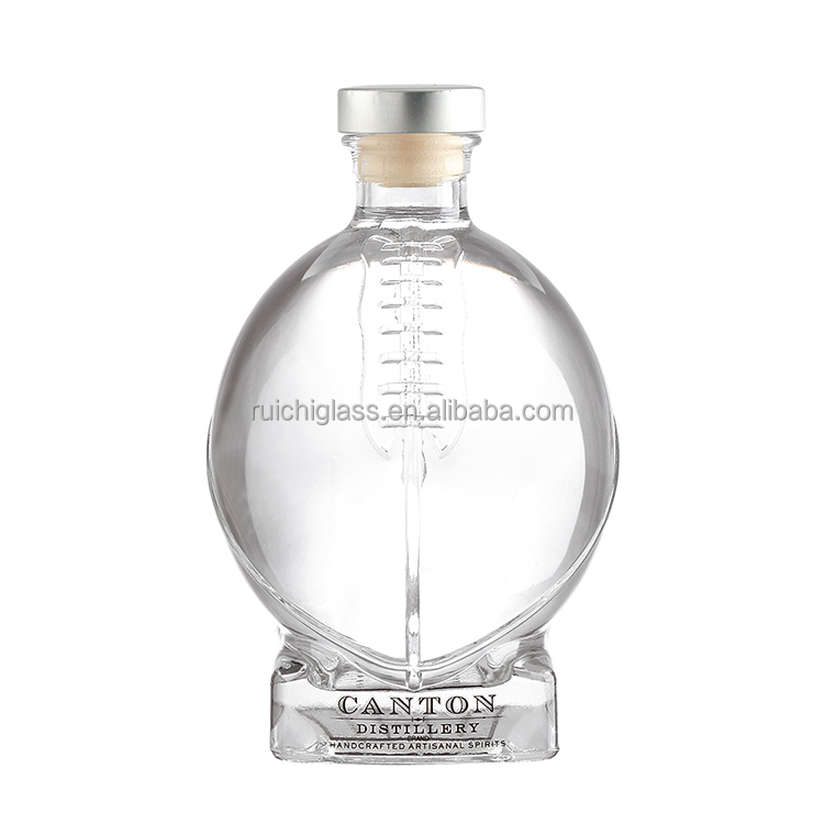 Customized Transparent Fashion Shape of Brandy Whiskey Glass Bottle for Party Customized