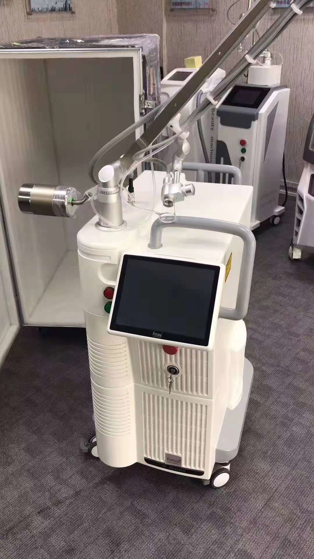 4D Fotona Skin CO2 Fractional Laser Machine For Wrinkle Removal / Skin Tightening