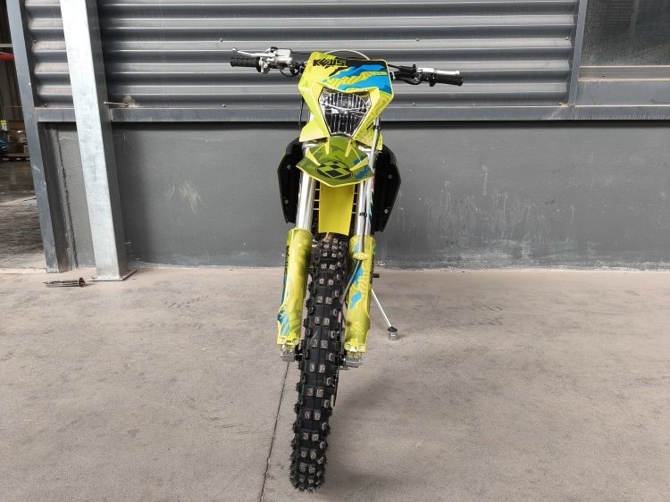 Off-Road Performance with KEWS 176fmn YB300H Four Stroke Enduro K23