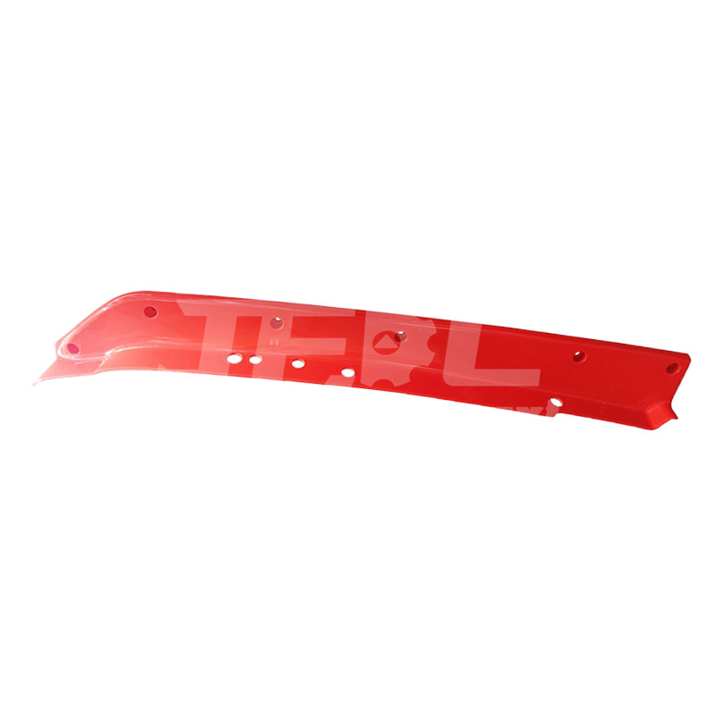 Bumper right trim panel (wide - low) 812W41610-0022 for SITRAK HOWO C7H truck body parts