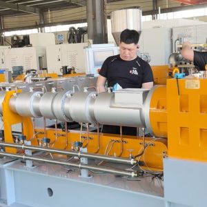 Recycling Solution Single Screw Extruder For Processing HDPE, LDPE, PP, EPS And