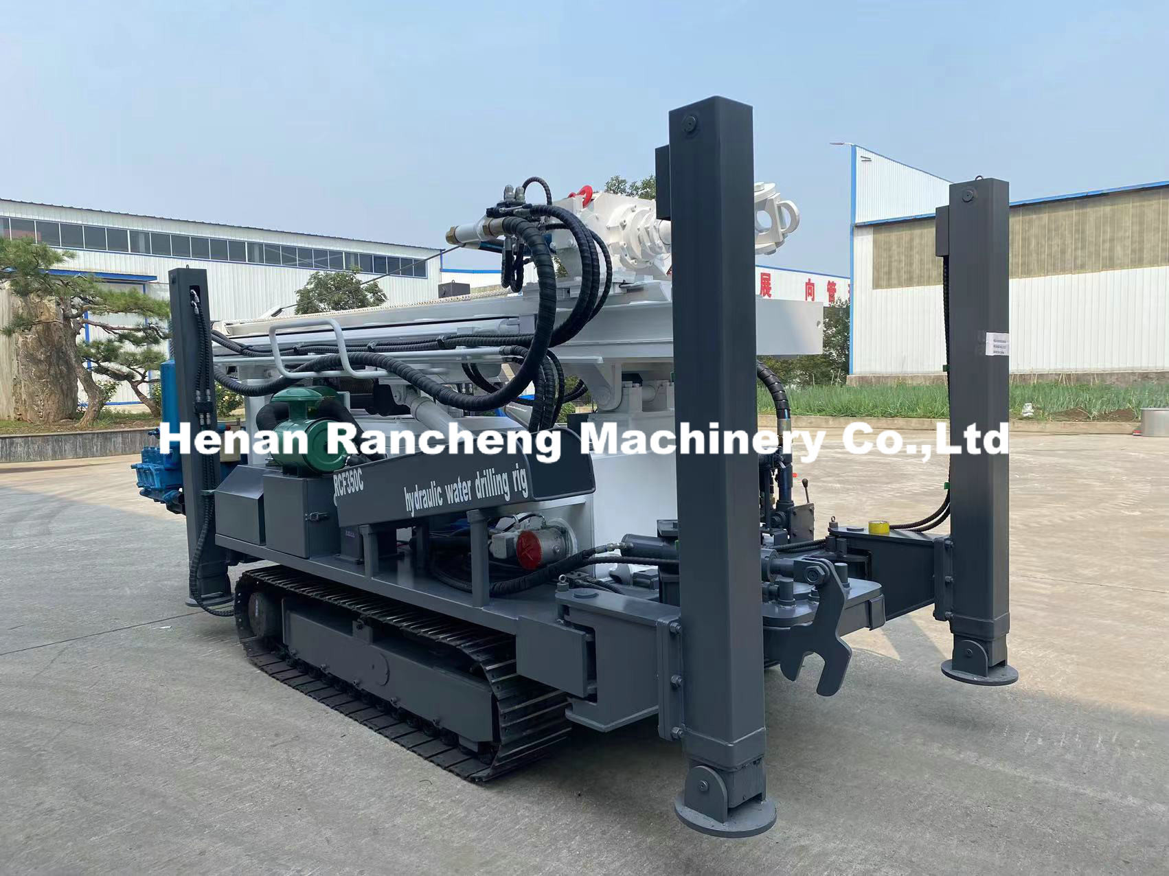 Crawler Mounted RCF350C 350m Deep Water Well Drilling Rig Hydraulic Easy-Operation Water Well Drilling Machine