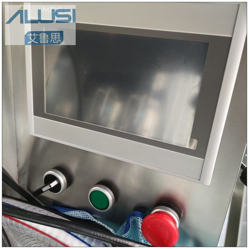 CE Certificate Gear Pump Paste Bottle Liquid Filling Machine 2000bph 11Kw