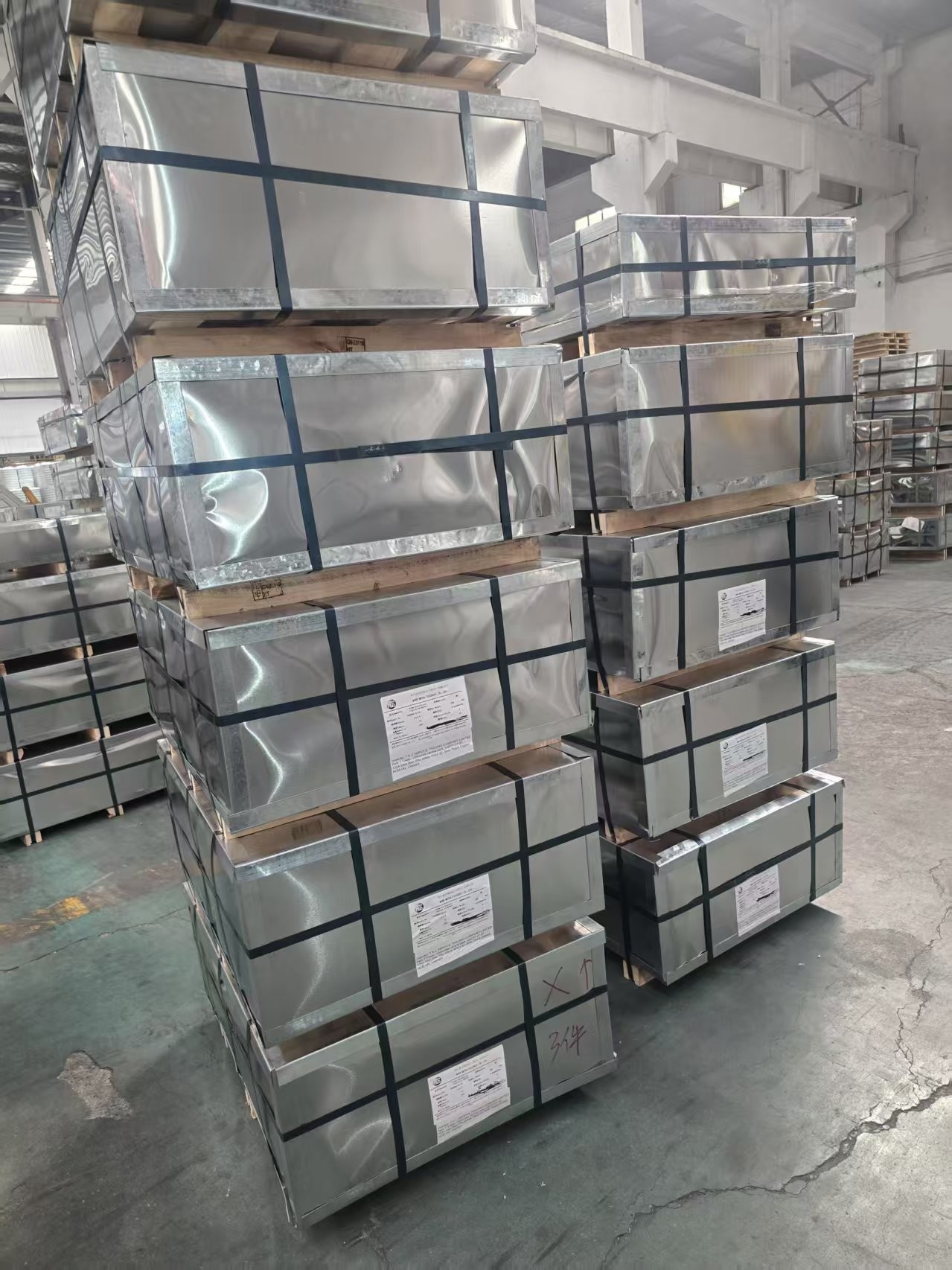 Tinplate Sheets for Chemical and Food Cans 0.15-0.49mm Thickness 600-986mm Width 600-1160mm Cutting Length 25 Metric Tons MOQ