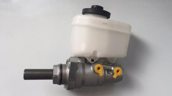 47028-60030 Auto Brake Master Cylinder Assy 47028-60030 Land Cruiser Prado