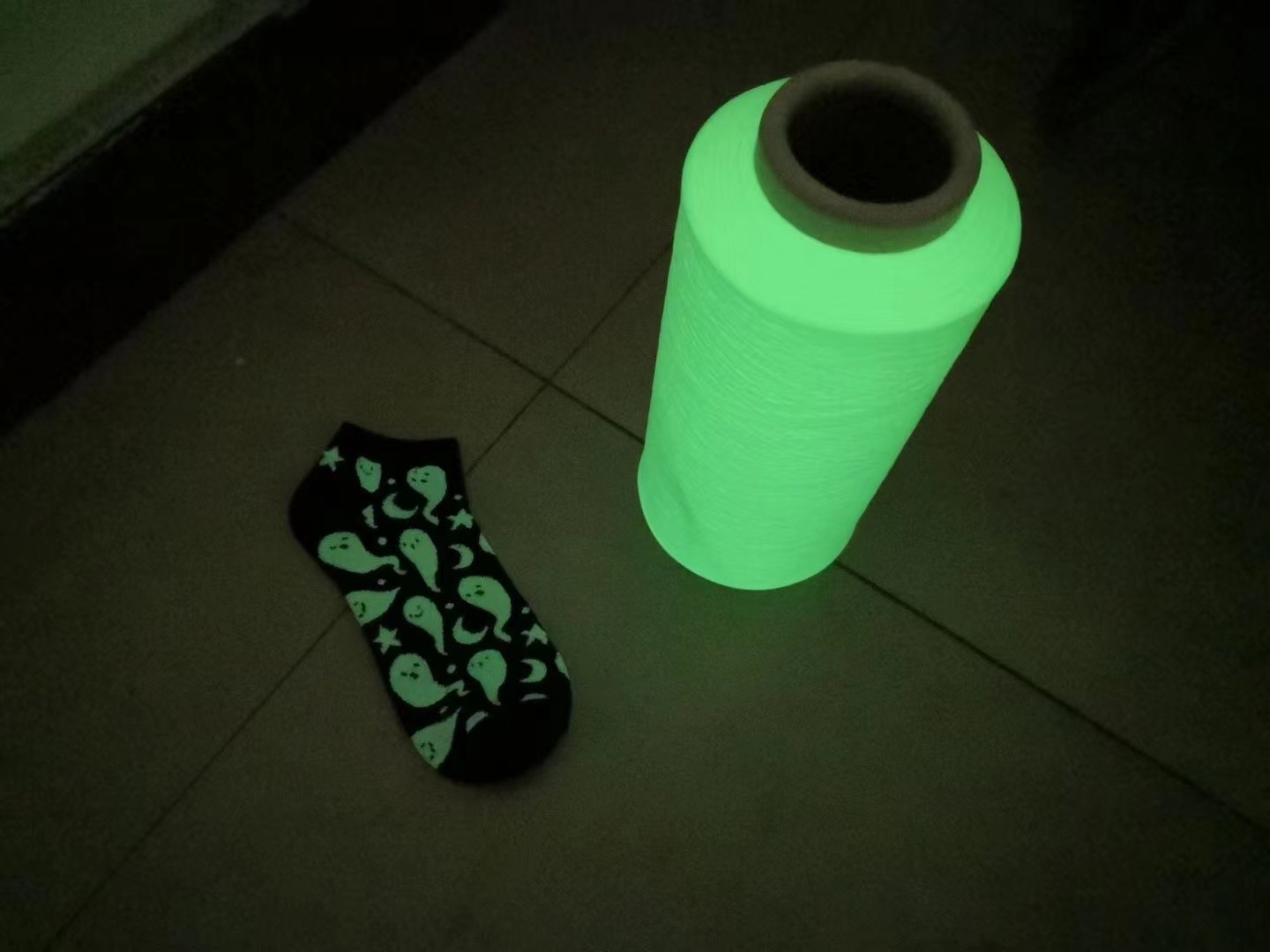 Shoes Upper Glow Dark Yarn Polyester FDY Fluorescent Knitting Yarn